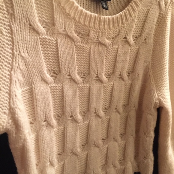 NICOLE MILLER Ivory Sweater size Medium - Picture 3 of 6